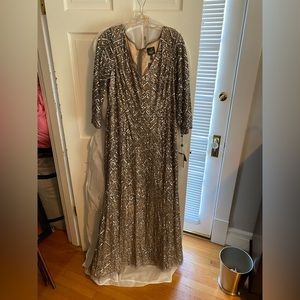 Adrianna Papell Beaded Formal Gown